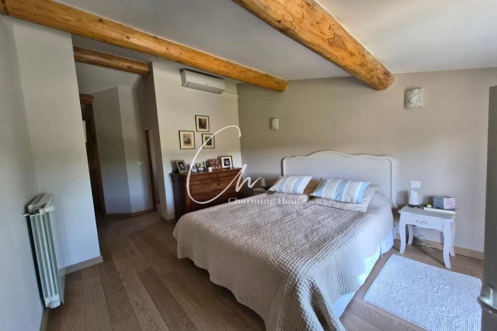 Villa in Eyragues, Provence-Alpes-Côte d'Azur, France 5 - 17972910