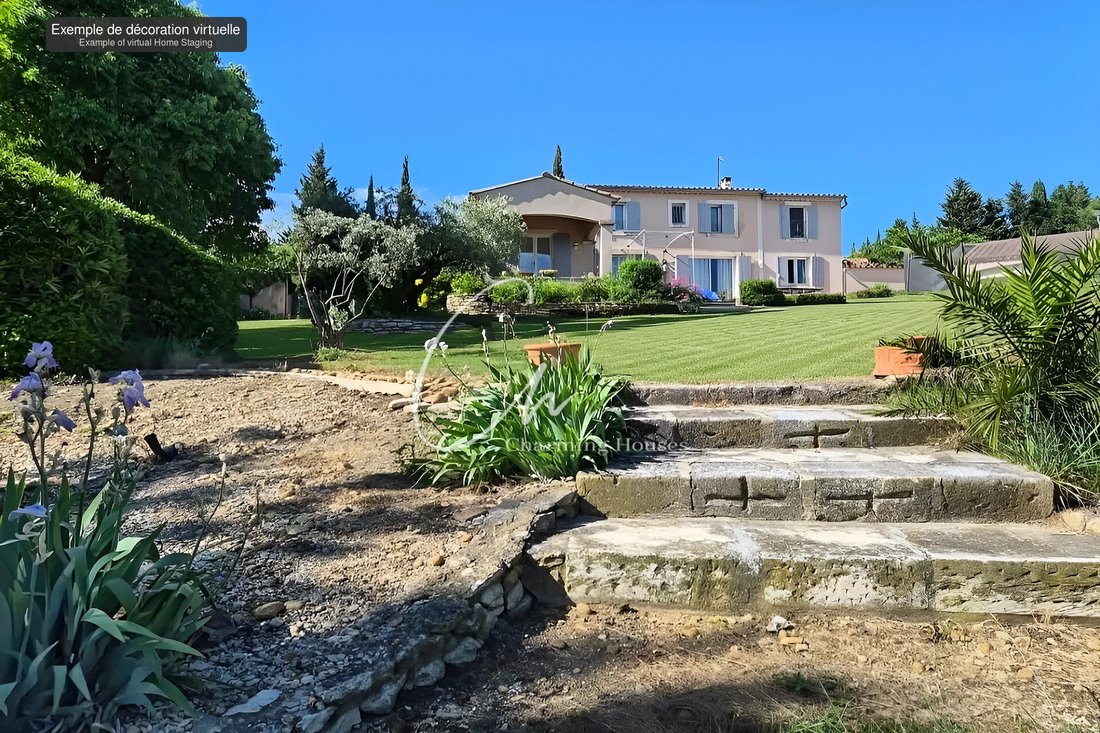 Villa in Eyragues, Provence-Alpes-Côte d'Azur, France 2 - 17972910