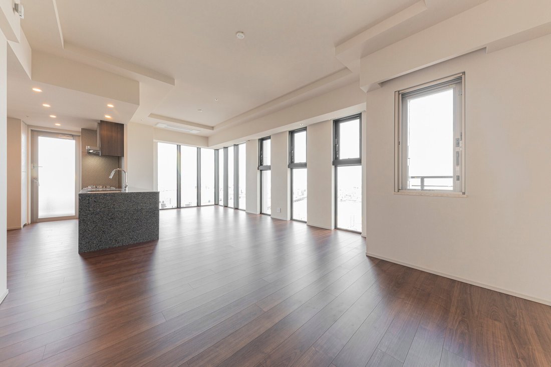 Condo in Osaka, Osaka, Japan 1 - 17972791