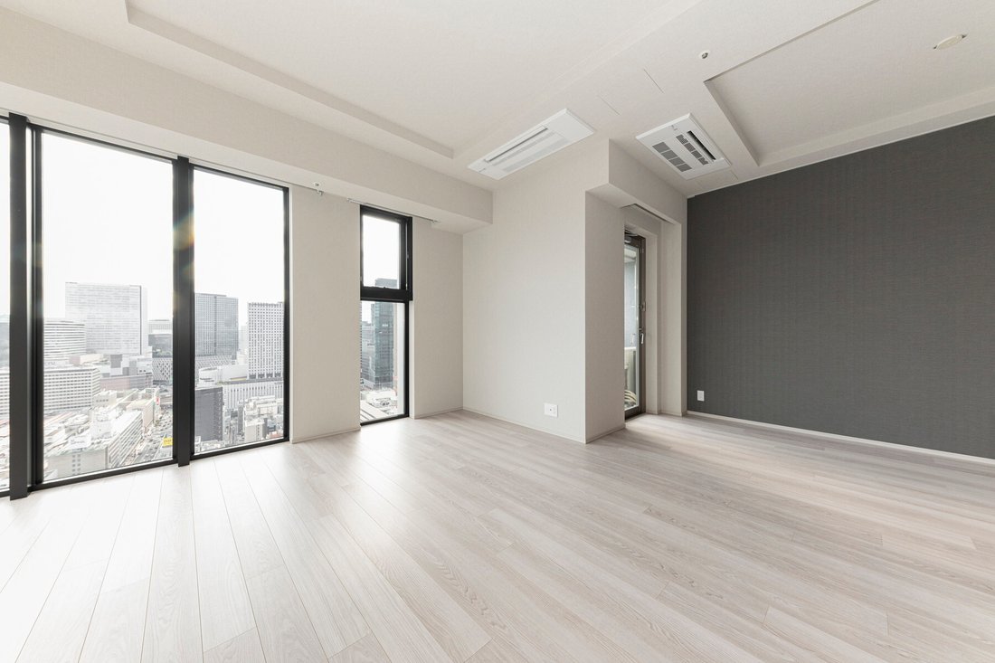 Condo in Osaka, Osaka, Japan 2 - 17972814