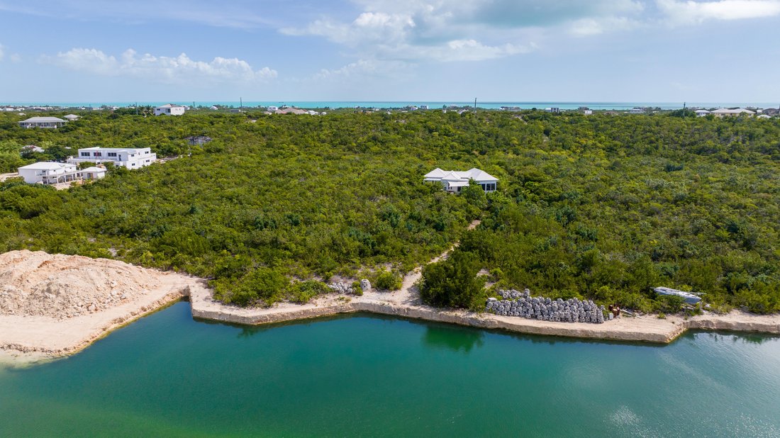 Land in Long Bay Hills, Caicos Islands, Turks and Caicos Islands 3 - 17972944