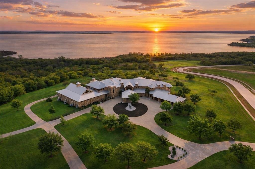 House in Sanger, Texas, United States 1 - 17952434