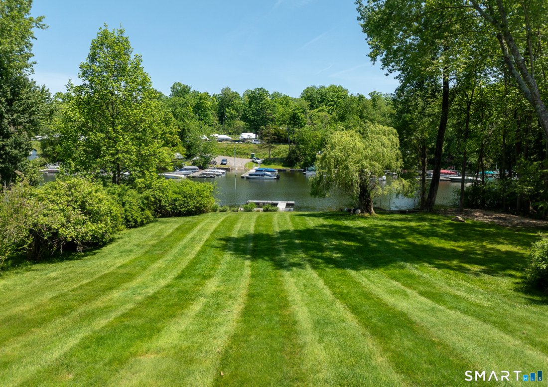House in Brookfield, Connecticut, United States 5 - 17972898