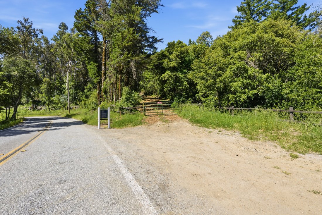 Land in Palo Alto, California, United States 1 - 17972807