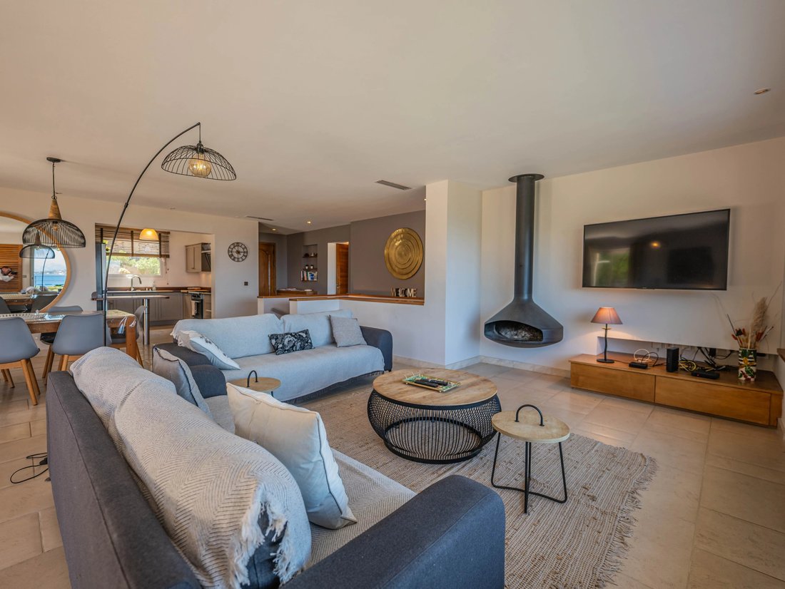 Villa in Ville-Les Saquedes-Le Bouillonnet, Sainte-Maxime, France 4 - 17973059