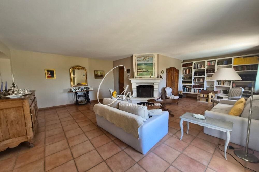 Villa in Eyragues, Provence-Alpes-Côte d'Azur, France 3 - 17972910