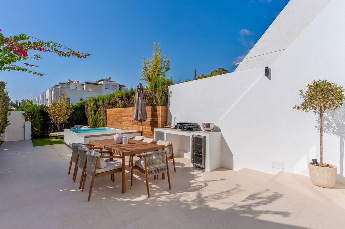 Townhouse in Marbella, Andalusia, Spain 2 - 17972768