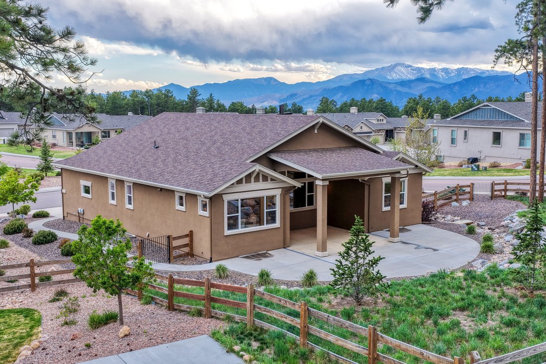 Colorado Springs, Colorado, United States 1 - 17972941