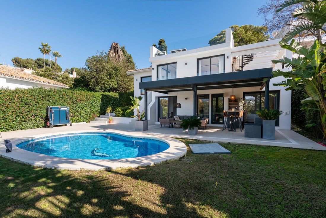 Villa in Nueva Andalucia, Marbella, Spain 1 - 17972811