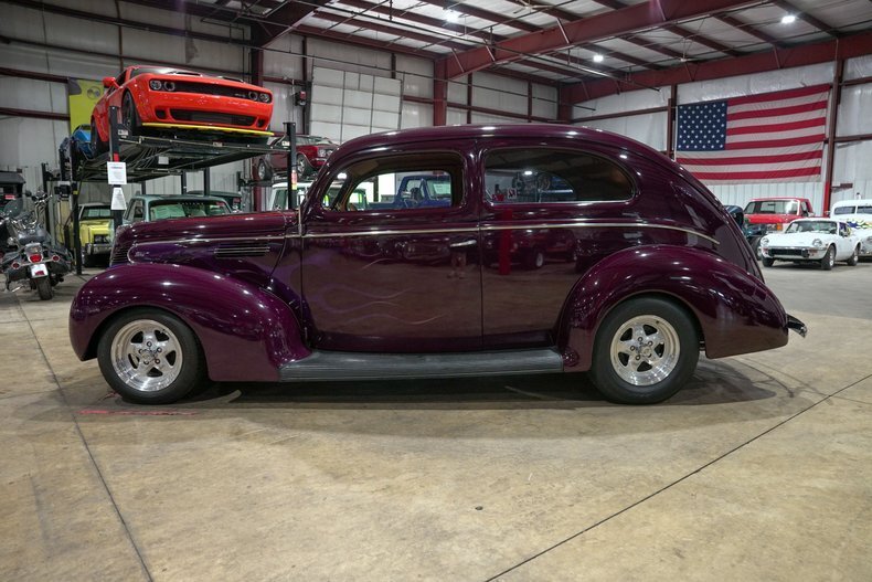 Coupe in Grand Rapids, United States 4 - 17972641