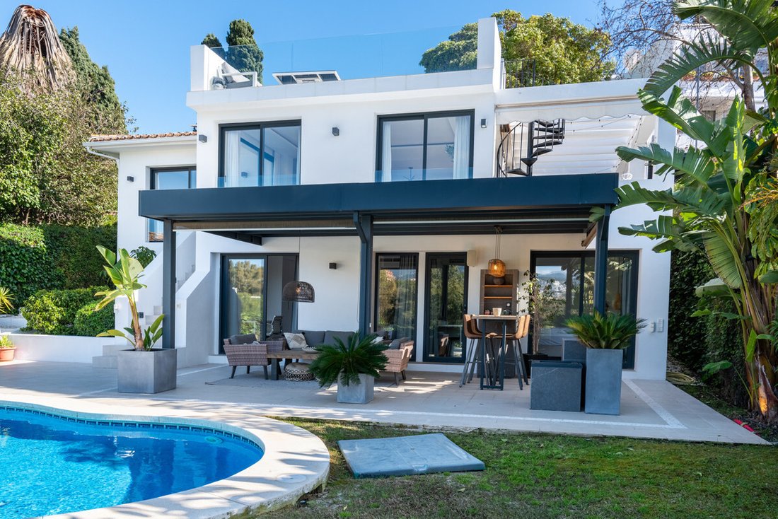 Villa in Nueva Andalucia, Marbella, Spain 2 - 17972811