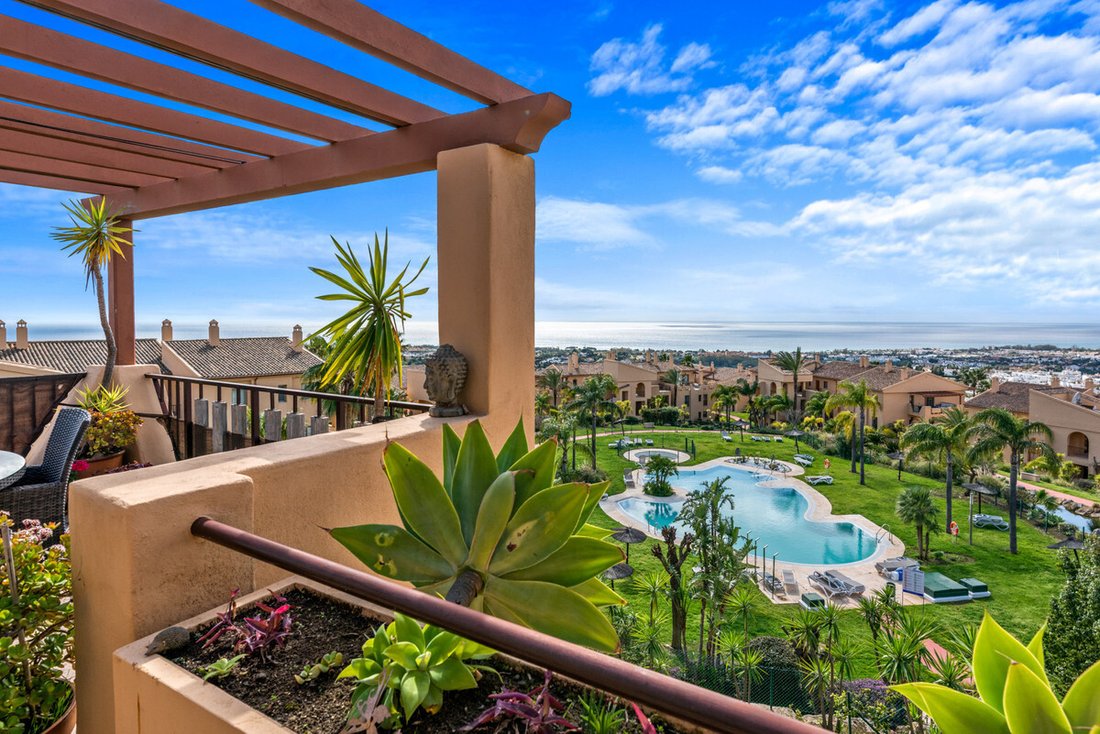 Penthouse in Benahavis, Andalusia, Spain 1 - 17972822