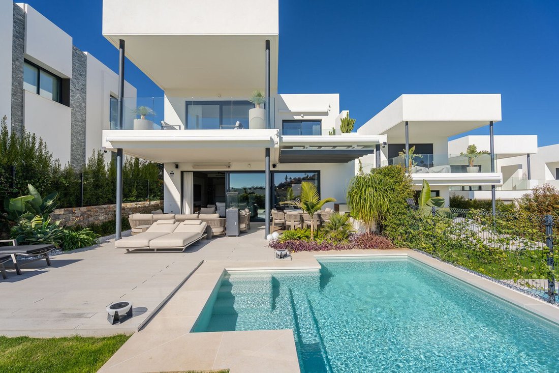 Villa in Marbella, Andalusia, Spain 1 - 17972761