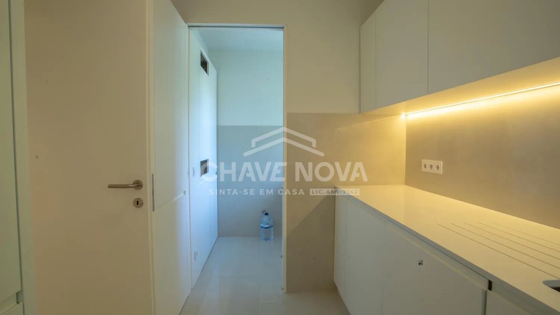 Apartment in Paranhos, Porto District, Portugal 3 - 17725471