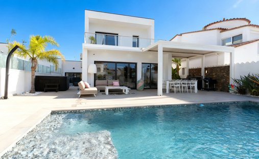 Maison à Empuriabrava, Catalogne, Espagne 1