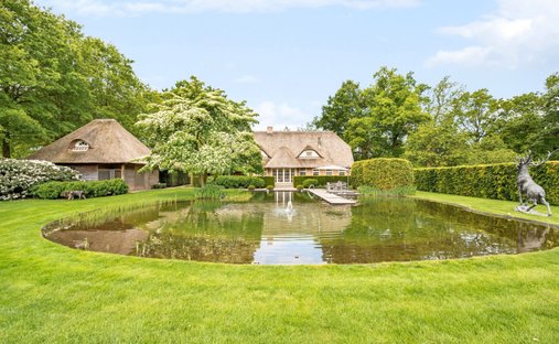 Stadthaus in Pelt, Flämische Region, Belgien 1