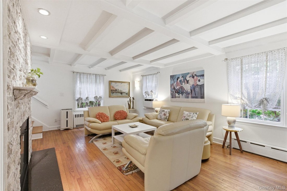 House in Manhasset, New York, United States 1 - 17973661