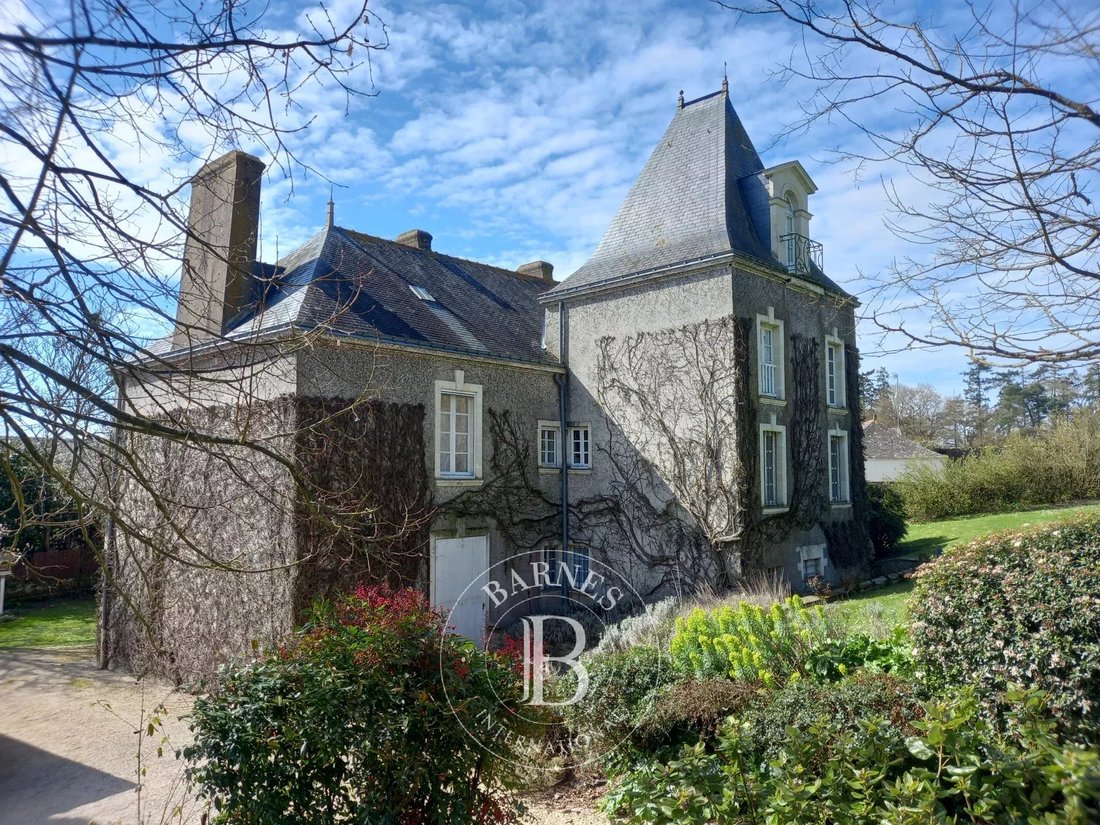 Estate in Moisdon-la-Rivière, Pays de la Loire, France 4 - 15546458