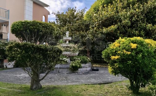 Villa in A dos Cunhados e Maceira, Lisbon, Portugal 1