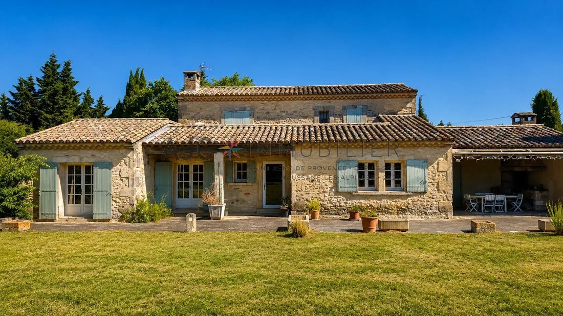 House in Saint-Rémy-de-Provence, Provence-Alpes-Côte d'Azur, France 1 - 16844554