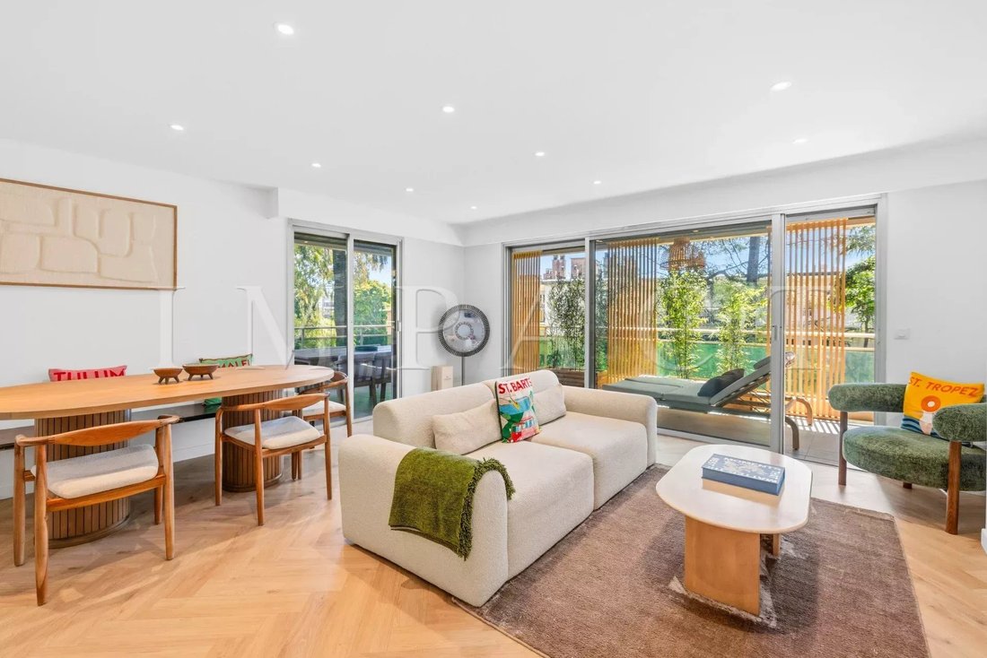 Apartment in Camp Long, Cannes, France 1 - 17837569