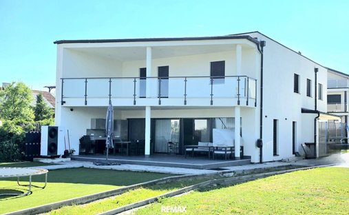House in Enzersdorf an der Fischa, Lower Austria, Austria 1