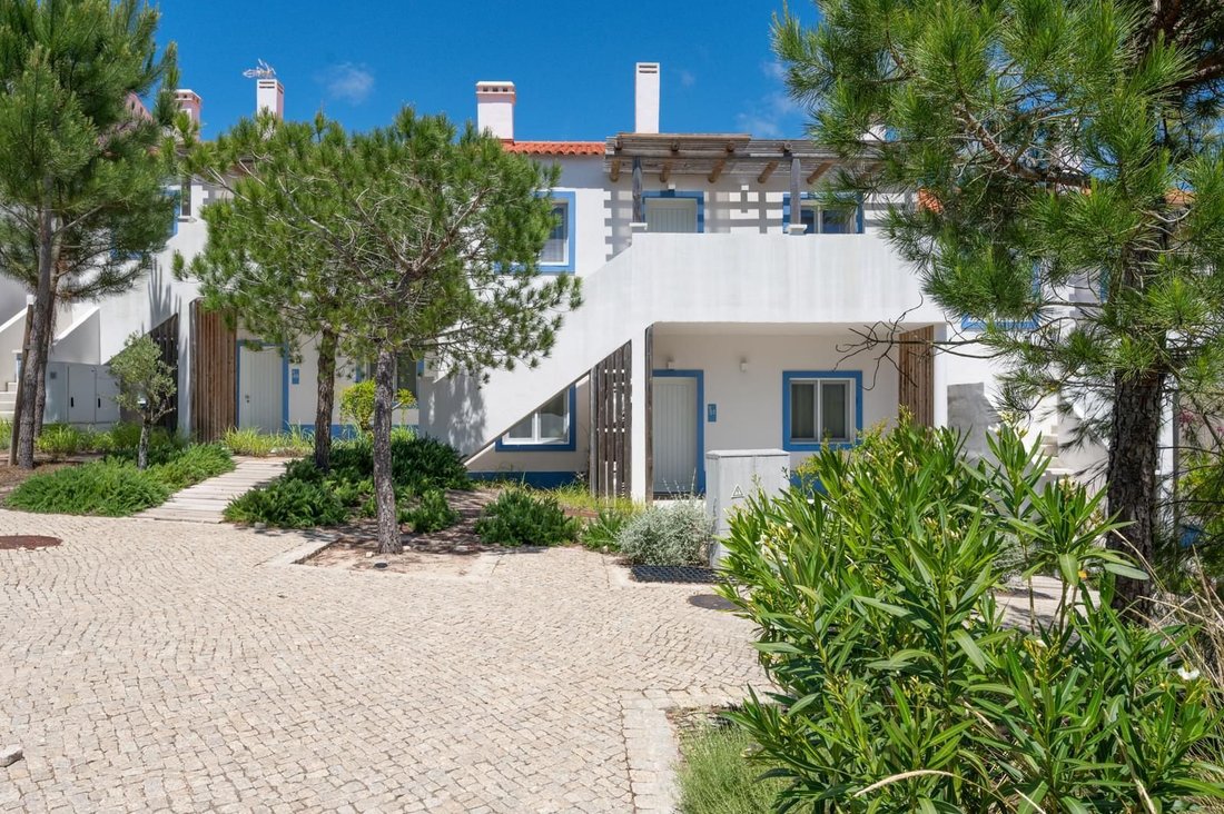 Apartment in Carvalhal, Setubal, Portugal 1 - 17979599