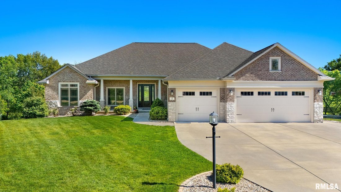 House in Washington, Illinois, United States 3 - 17973724