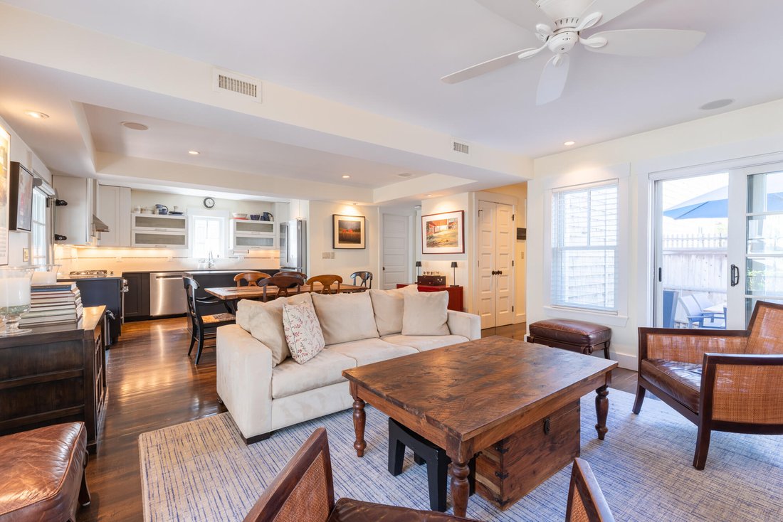 Condo in Provincetown, Massachusetts, United States 5 - 17973244