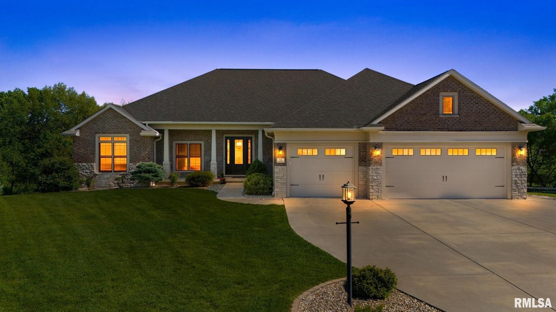 House in Washington, Illinois, United States 1 - 17973724