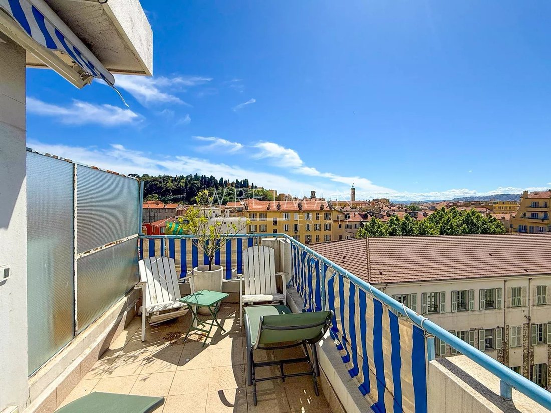 Apartment in Le Port, Nice, France 1 - 16929528