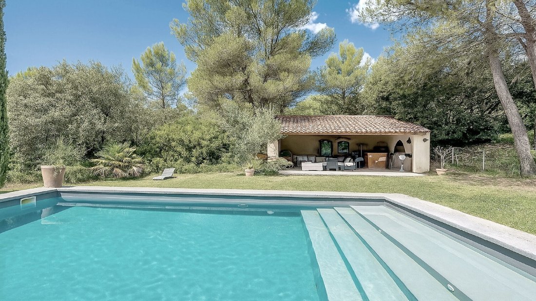 Villa in Venelles, Provence-Alpes-Côte d'Azur, Frankreich 2 - 17973507