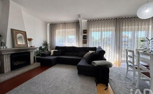 Townhouse in Arca e Ponte de Lima, Viana do Castelo District, Portugal 1