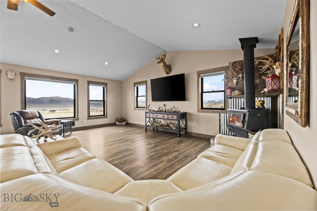 House in Ennis, Montana, United States 5 - 17973337