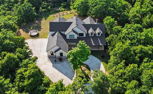 House in Choctaw, Oklahoma, United States 1
