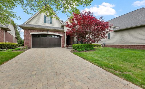 Condo in Orchard Lake Village, Michigan, United States 1