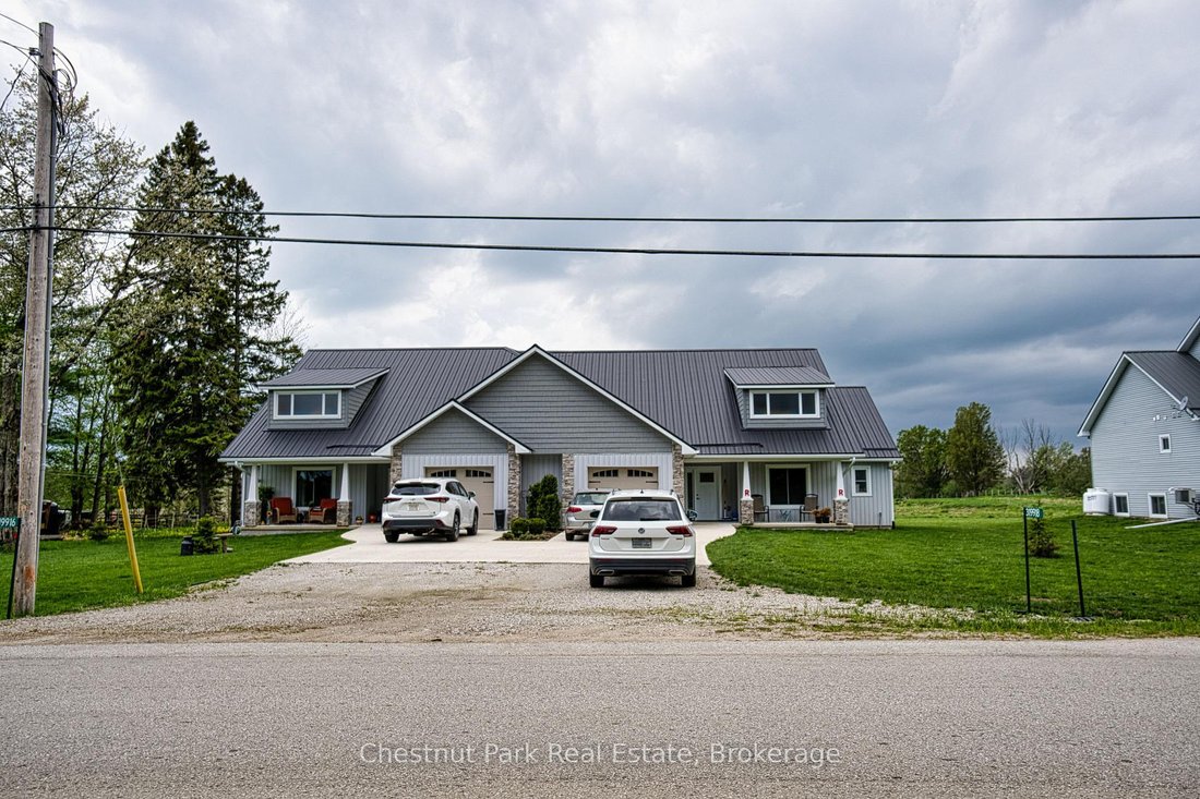 House in Wiarton, Ontario, Canada 2 - 15384965