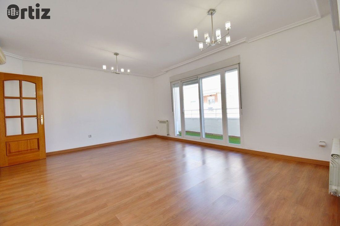 Penthouse in Torrejon de Ardoz, Comunidad de Madrid, Spain 2 - 17974098