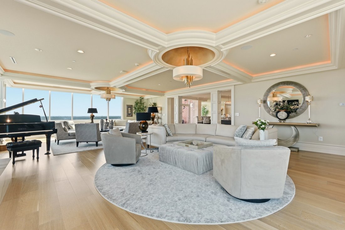 Condo in Watterson Park, Kentucky, United States 4 - 17974137