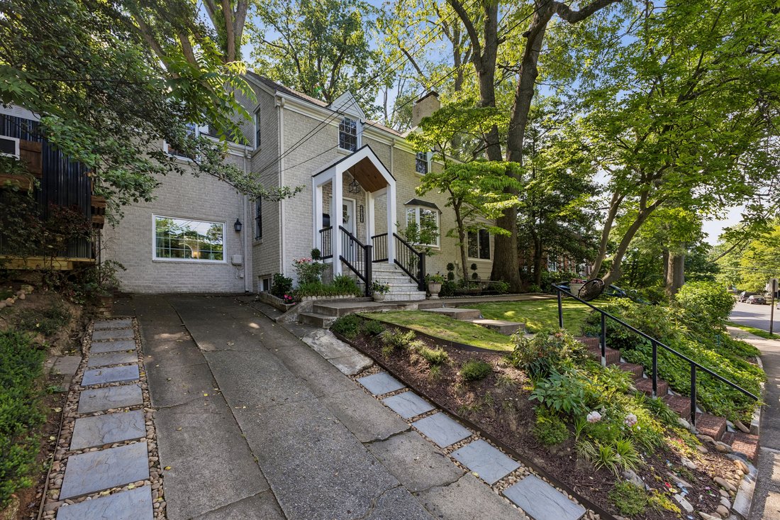 House in Arlington, Virginia, United States 3 - 17974251