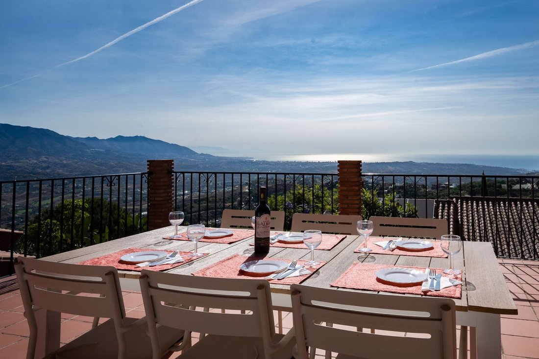 Villa in Elviria-Cabopino, Marbella, Spain 1 - 17974048