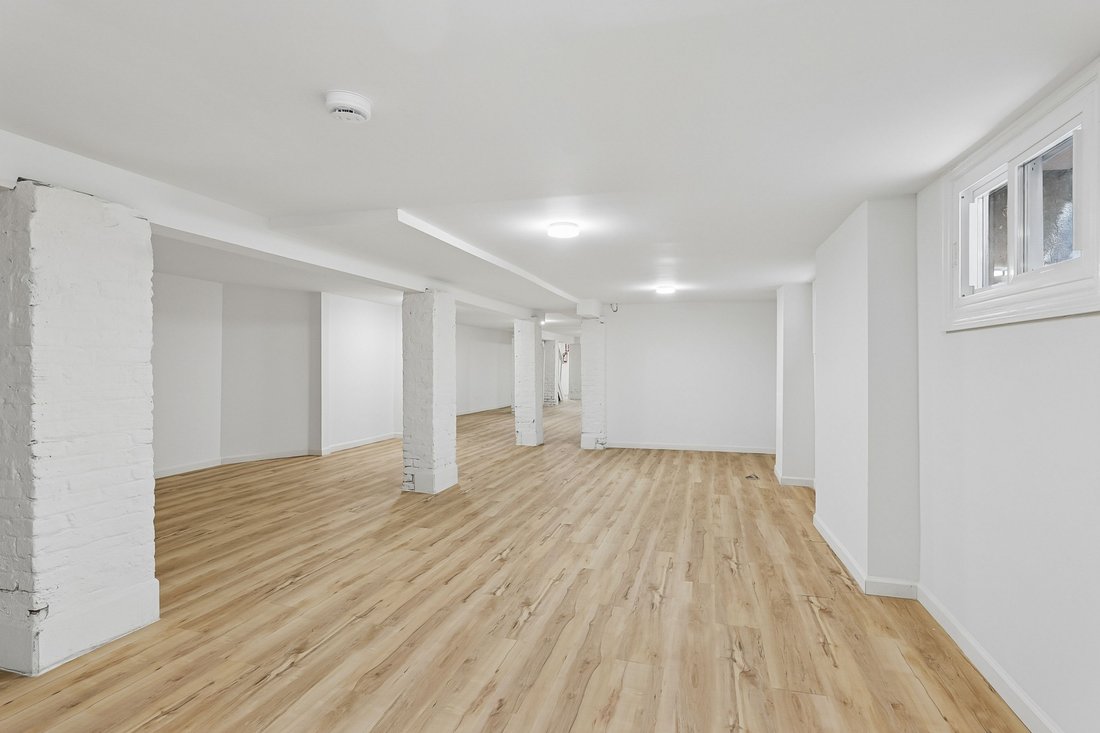 Apartment in Newark, New Jersey, United States 4 - 17974267