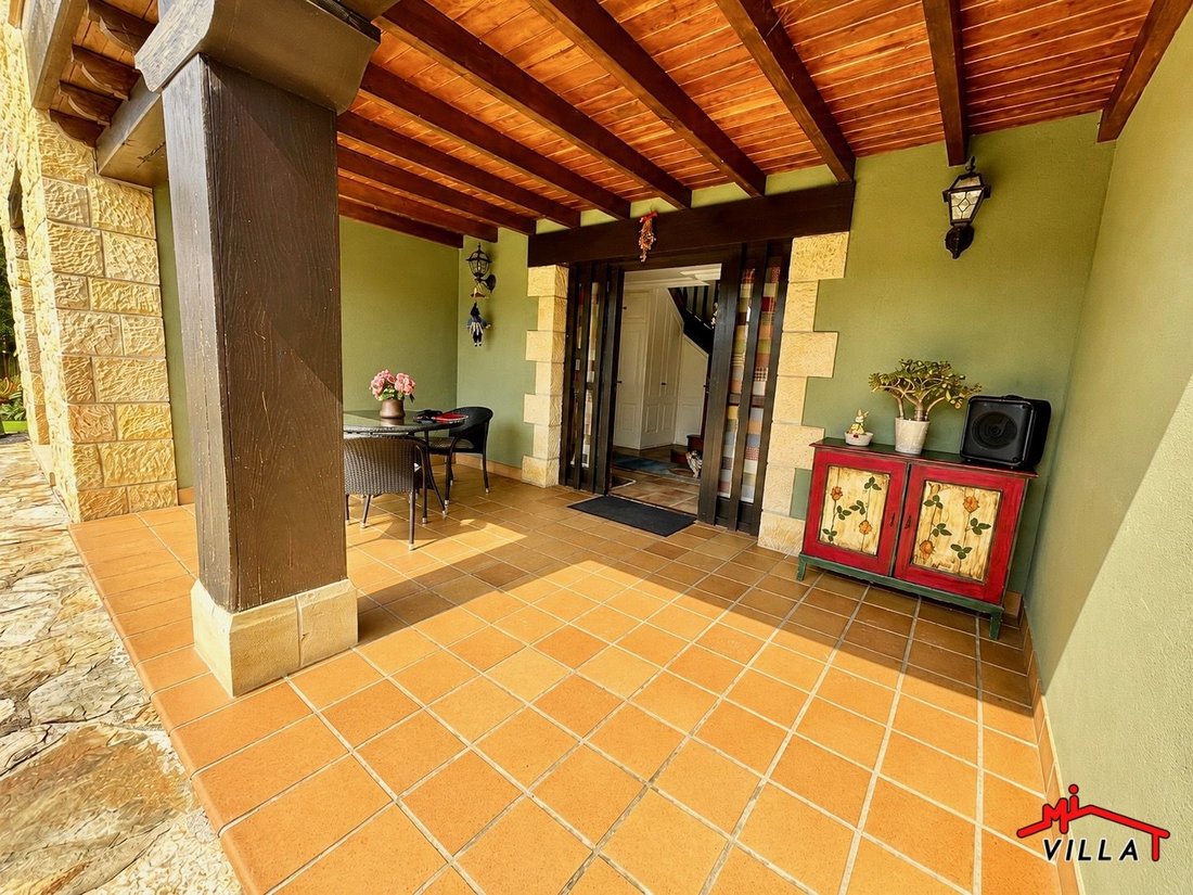 Chalet in Barcena de Cicero, Cantabria, Spain 3 - 17974072