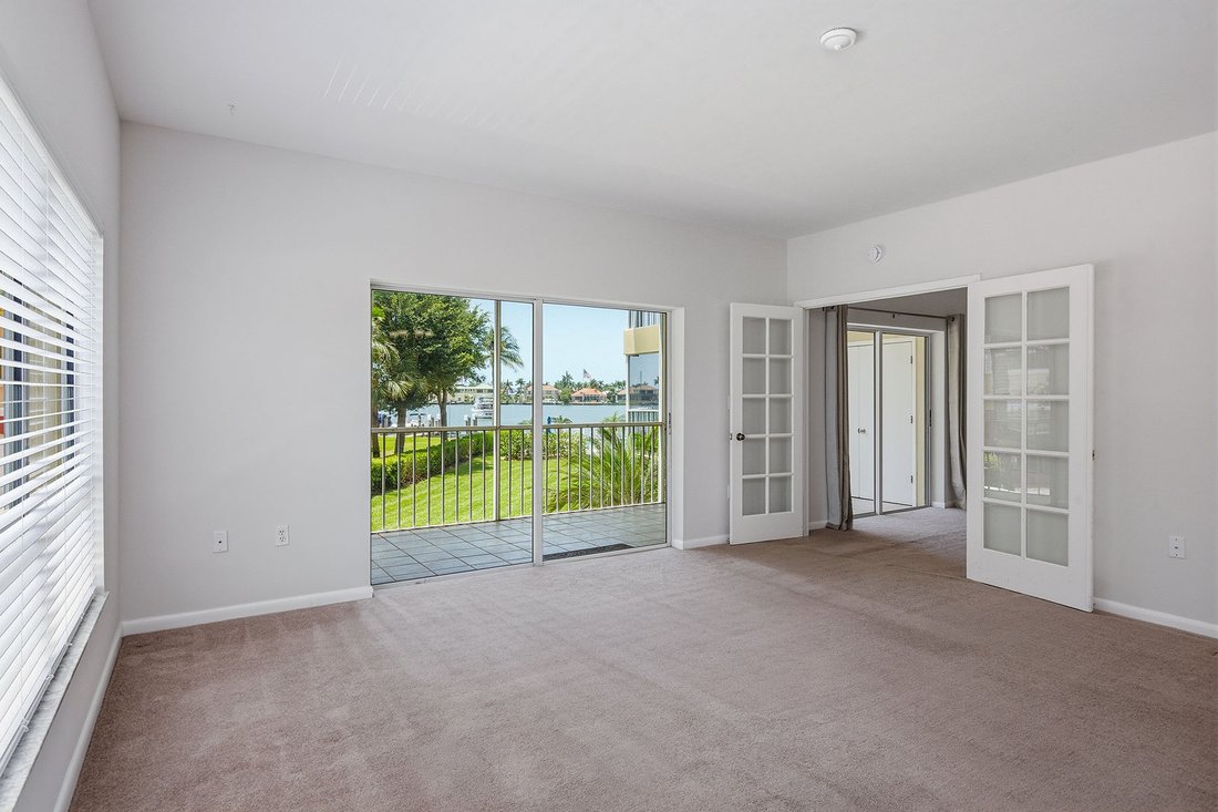 Condo in Marco Island, Florida, United States 3 - 17974271