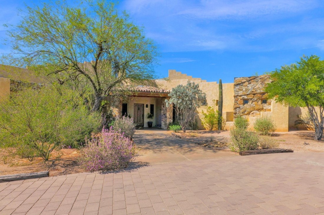Carefree, Arizona, United States 1 - 17974118