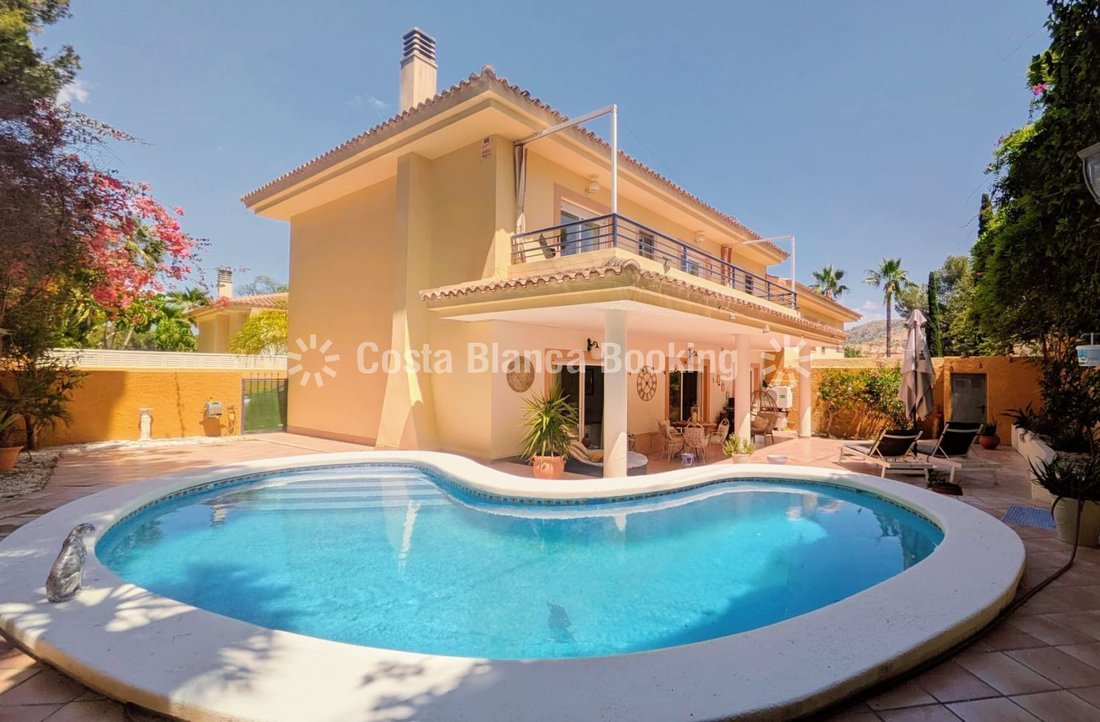 Chalet in l'Albir, l'Alfas del Pi, Valencian Community 1 - 17974167