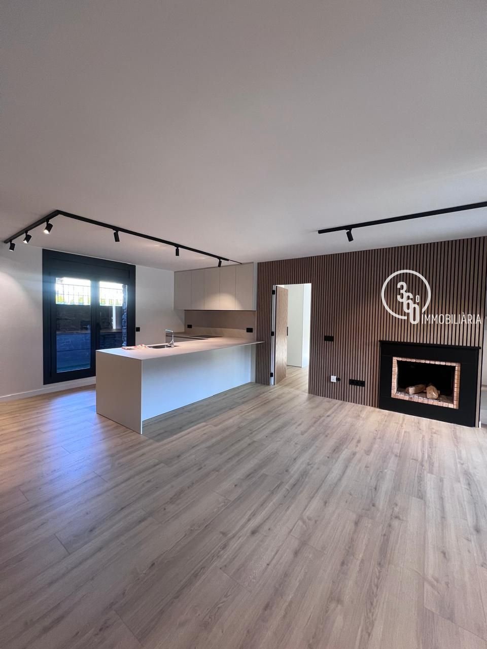 Apartment in L'Aldosa de la Massana, Canillo, Andorra 2 - 17974051