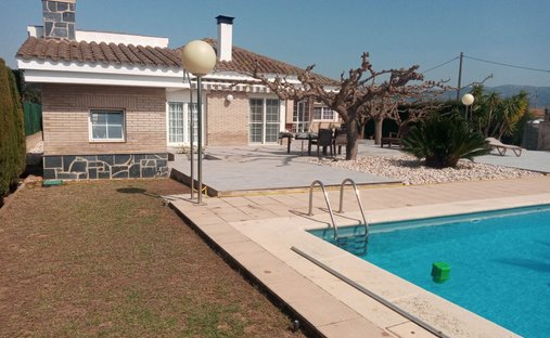 Chalet in Tortosa, Katalonien, Spanien 1