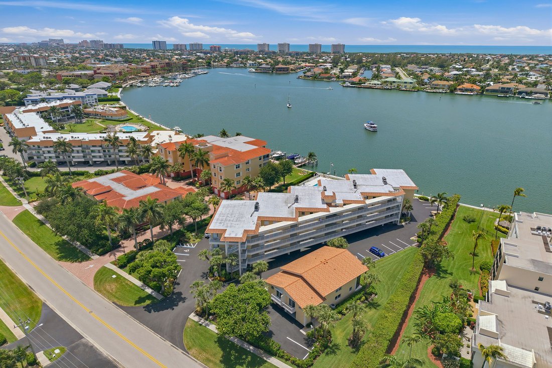 Condo in Marco Island, Florida, United States 1 - 17974271