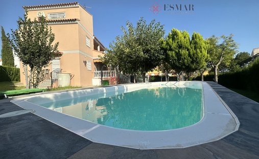 Chalet in Algimia d'Alfara, Valencian Community, Spain 1